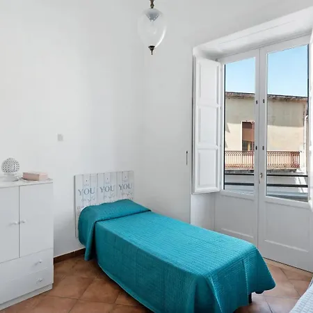 Apartment La Dolce Pausa - Con Terrazza